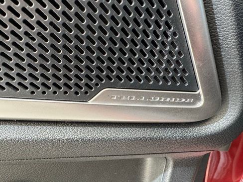 Used 2024 Kia Telluride S image 11