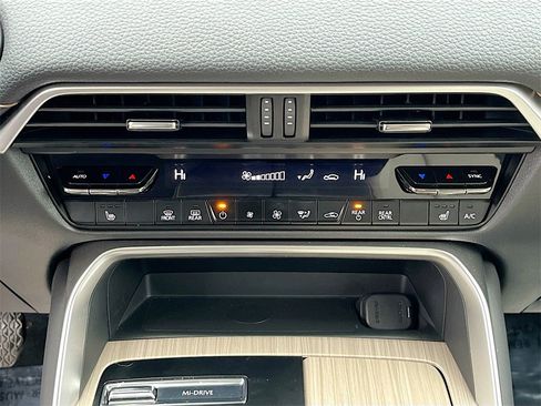 Certified 2025 MAZDA CX-90 Plug-In Hybrid w/Premium Sport image 15