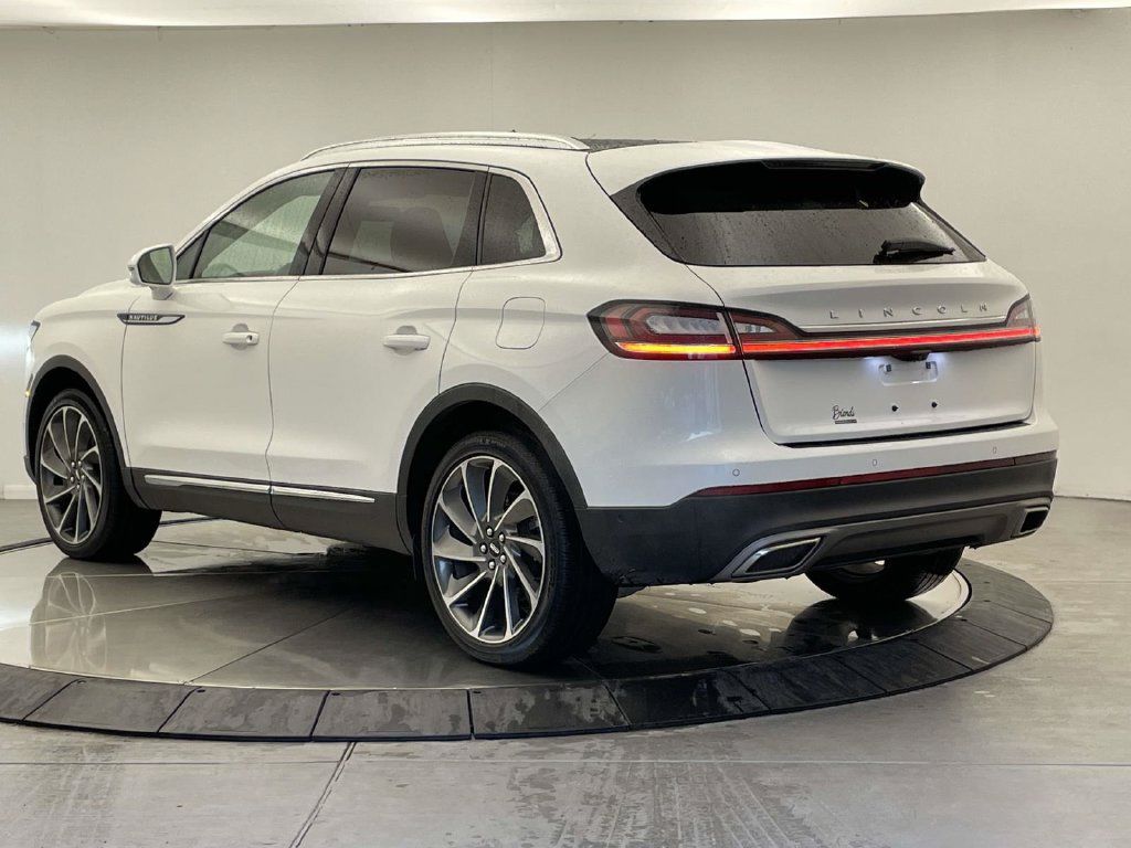 Used 2022 Lincoln Nautilus Reserve w/ Equipment Group 201A AWD/4WD image 3