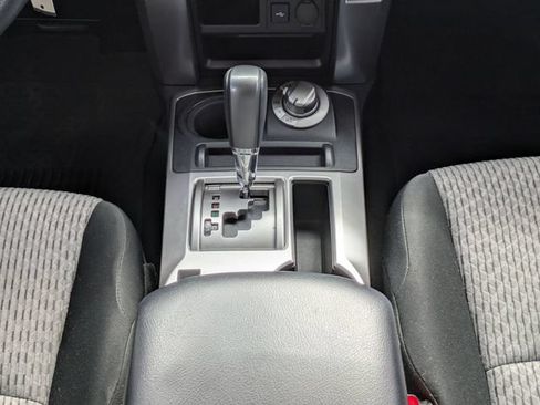 Used 2021 Toyota 4Runner SR5 AWD/4WD image 20