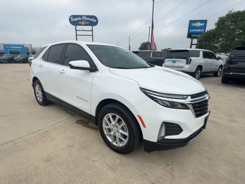 Used 2022 Chevrolet Equinox LT FWD image 2