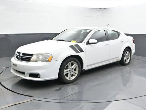 Used 2013 Dodge Avenger SXT FWD image 6
