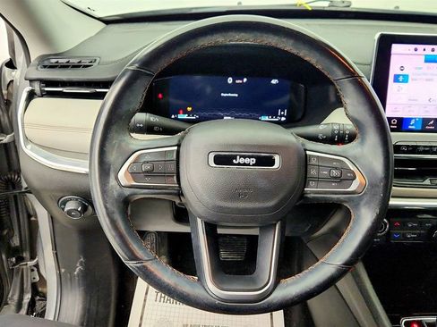 Used 2022 Jeep Compass Limited w/ Elite Group image 11