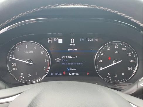 Used 2023 Buick Envision Avenir AWD/4WD image 12