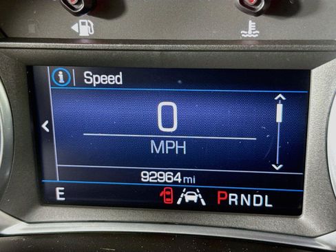 Used 2020 Chevrolet Equinox LT AWD/4WD image 2