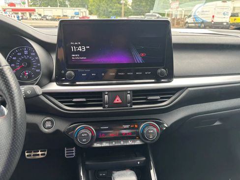 Used 2023 Kia Forte GT w/ GT2 Package FWD image 22