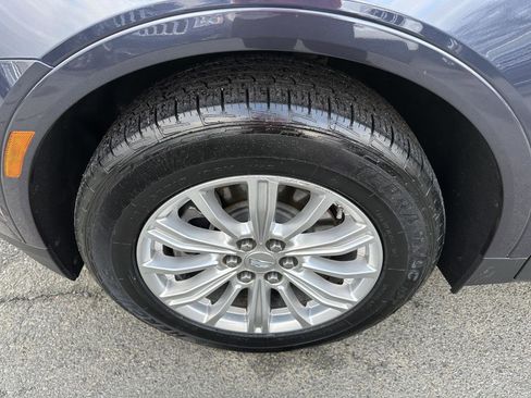 Used 2018 Cadillac XT5 FWD image 17