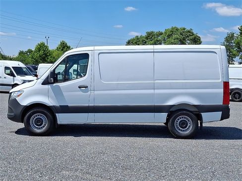New 2025 Mercedes-Benz Sprinter 2500 image 8