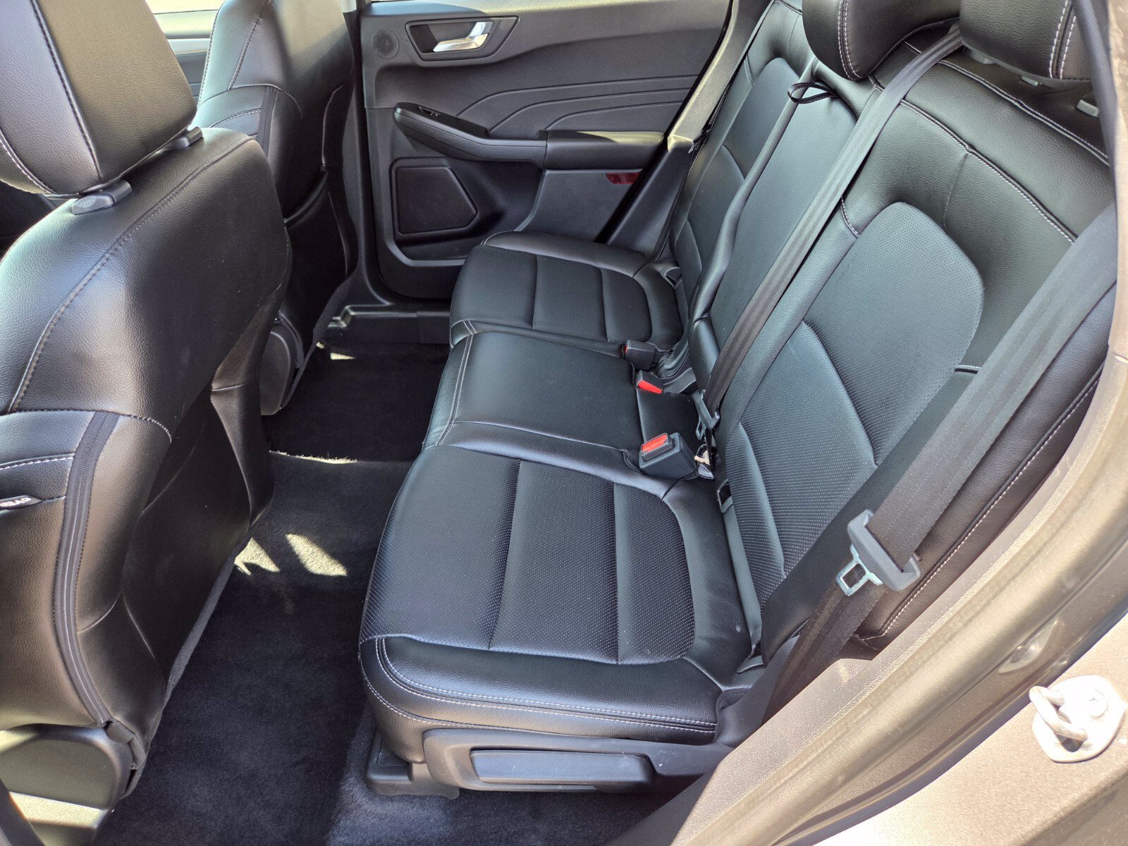 Certified 2022 Ford Escape SEL w/ Technology Package FWD image 11