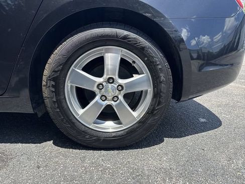 Used 2013 Chevrolet Cruze LT w/ Technology Package FWD image 32