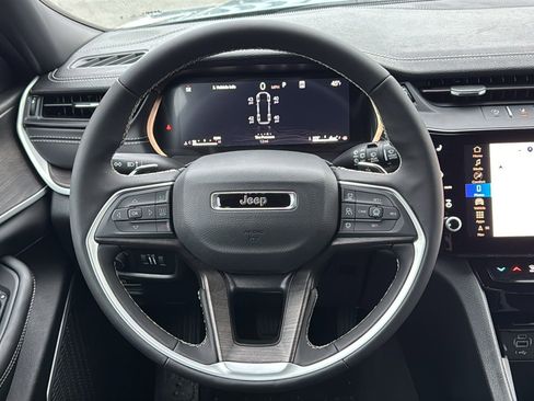 New 2026 Jeep Grand Cherokee L Limited image 19