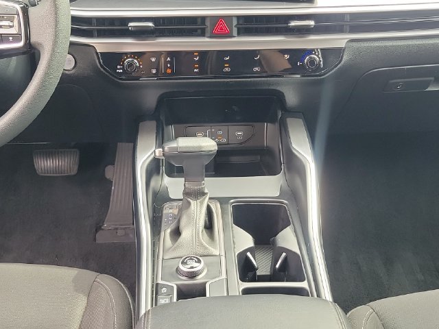 Certified 2024 Kia Sorento LX FWD image 20