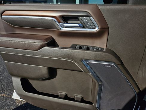 Used 2024 GMC Sierra 3500 Denali w/ Denali Reserve Package image 23