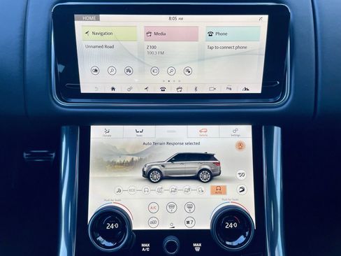 Used 2022 Land Rover Range Rover Sport SVR image 19