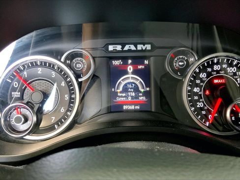Used 2020 RAM 1500 Lone Star RWD image 18