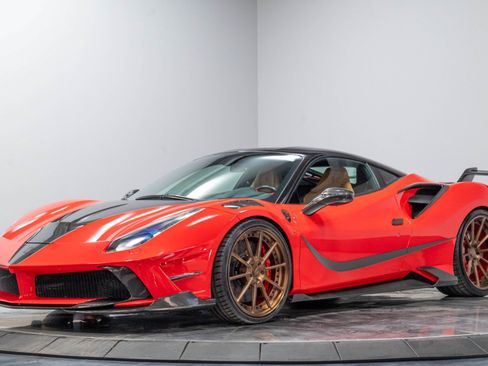 Used 2016 Ferrari 488 GTB RWD image 2
