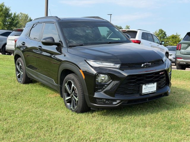 Used 2021 Chevrolet TrailBlazer RS w/ Sun and Liftgate Package AWD/4WD image 1