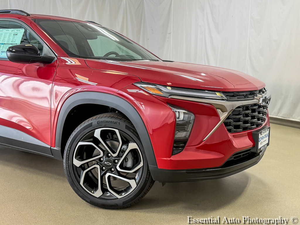 New 2026 Chevrolet Trax RS w/ Driver Confidence Package FWD image 2