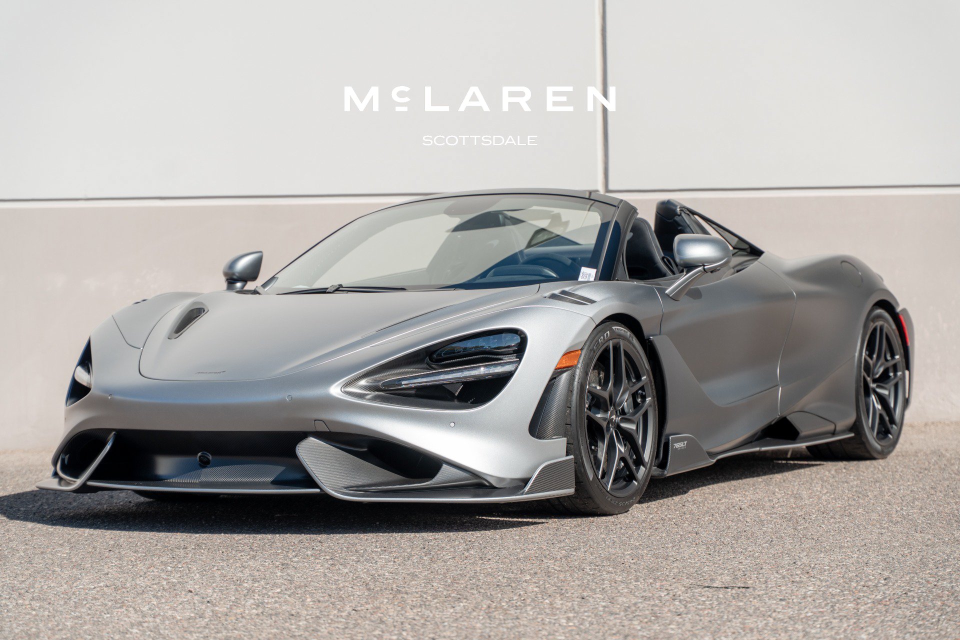 Used 2022 McLaren 765LT RWD image 3