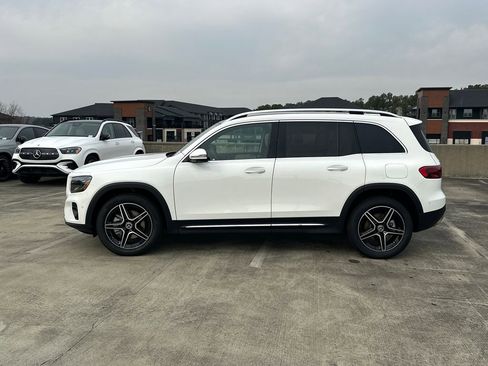New 2026 Mercedes-Benz GLB 250 image 4