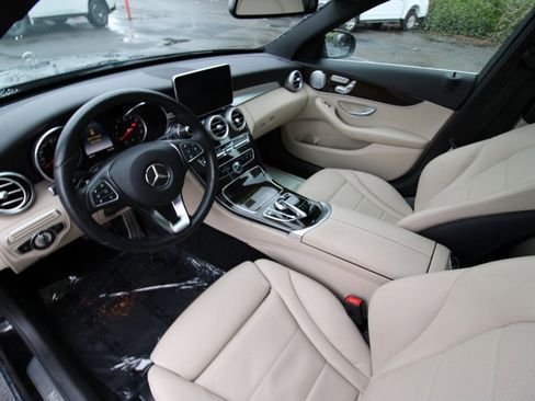 Used 2018 Mercedes-Benz C 300 Sedan image 11