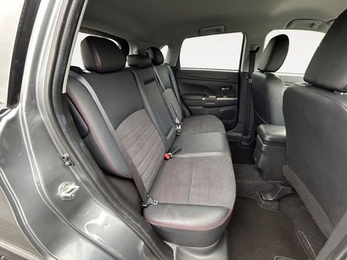 Used 2025 Mitsubishi Outlander Sport SE AWD/4WD image 23