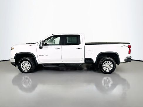Used 2024 Chevrolet Silverado 3500 LTZ image 4
