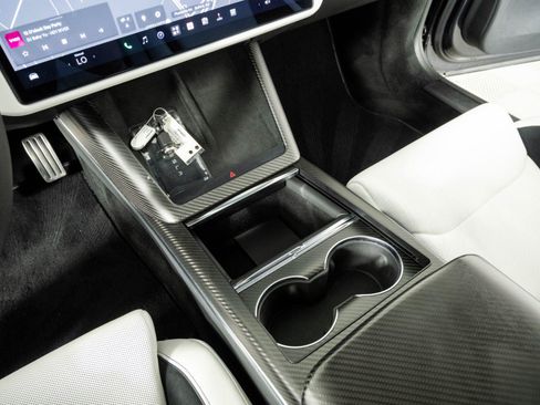Used 2024 Tesla Model S Plaid AWD/4WD image 16