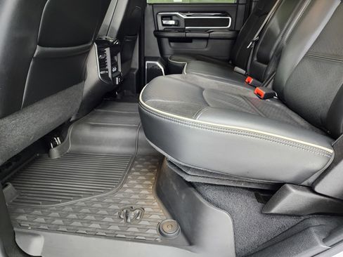 Used 2021 RAM 3500 Laramie w/ Night Edition image 9