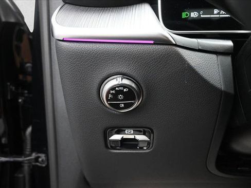 Certified 2026 Mercedes-Benz GLC 300 4MATIC image 18