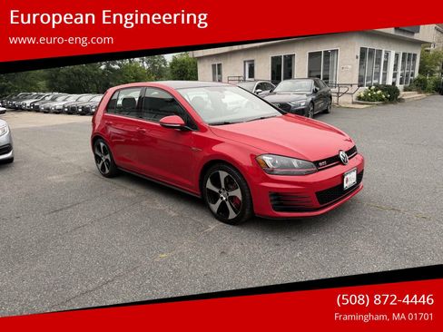 Used 2017 Volkswagen GTI SE FWD image 1