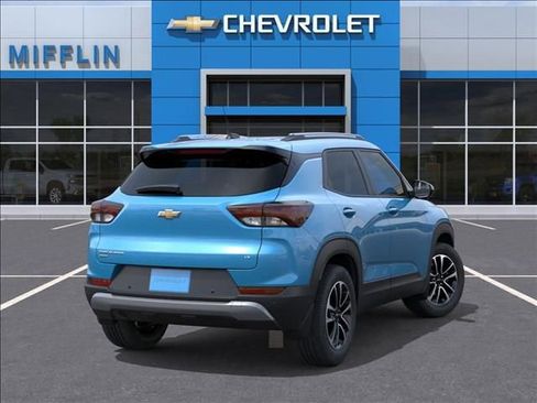 New 2026 Chevrolet TrailBlazer LT w/ LT Cold Weather Package AWD/4WD image 4