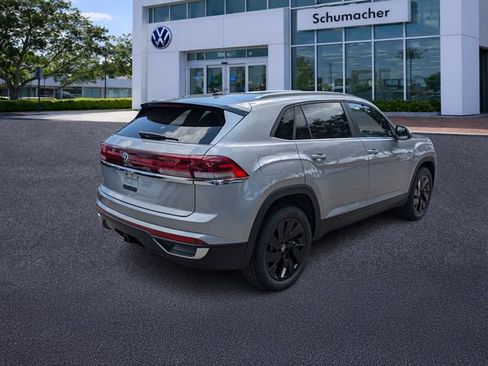 New 2026 Volkswagen Atlas Cross Sport SE FWD image 7