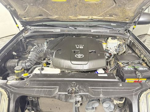 Used 2008 Toyota 4Runner SR5 RWD image 30
