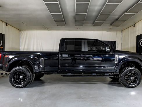 Used 2020 Ford F350 XL w/ STX Appearance Package AWD/4WD image 6
