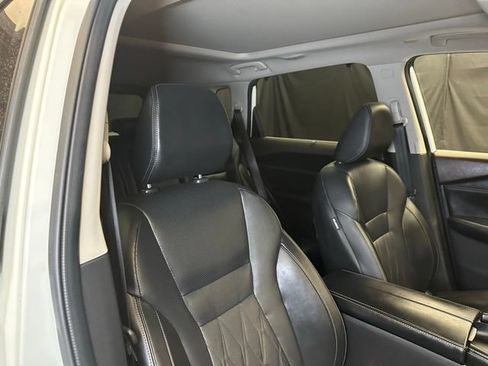 Used 2023 Nissan Rogue Platinum w/ Platinum Premium Package AWD/4WD image 16