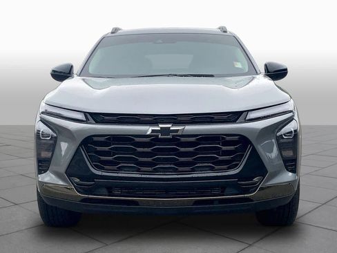 Used 2025 Chevrolet Trax ACTIV w/ Driver Confidence Package FWD image 4