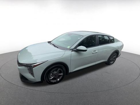 Used 2025 Kia K4 FWD image 6