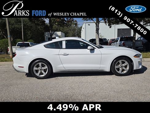 Certified 2021 Ford Mustang Coupe image 4