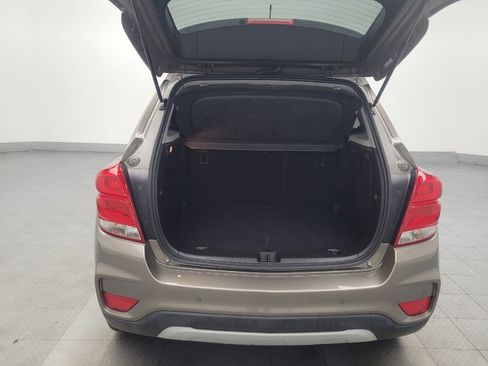 Used 2020 Chevrolet Trax LT w/ Driver Confidence Package image 29