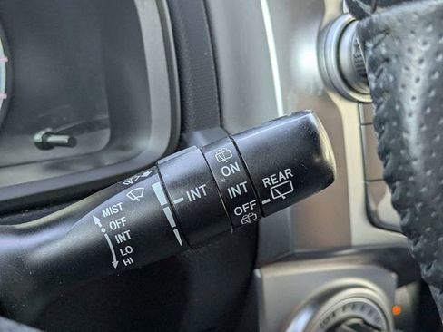 Used 2016 Toyota 4Runner SR5 Premium image 31