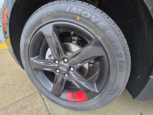 Used 2023 Chevrolet Equinox Premier image 14