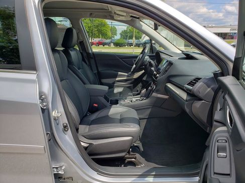 Used 2022 Subaru Forester Limited AWD/4WD image 16