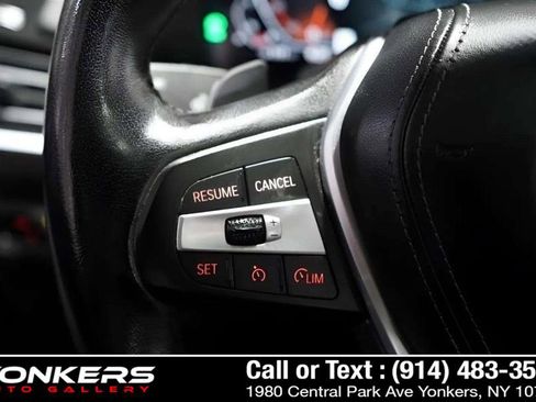 Used 2022 BMW X5 xDrive40i w/ Premium Package image 28