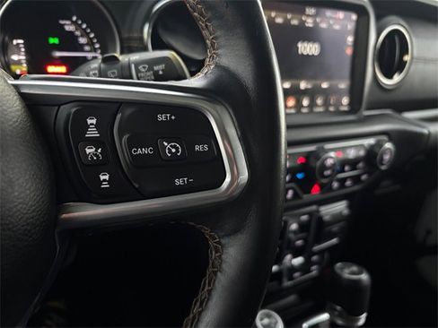 Used 2021 Jeep Wrangler Unlimited Sahara image 28