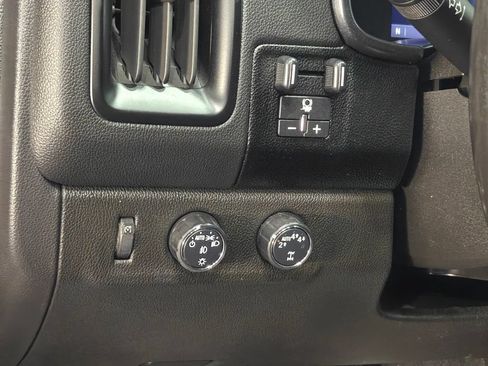Used 2019 Chevrolet Colorado LT w/ Colorado RST Special Edition AWD/4WD image 10