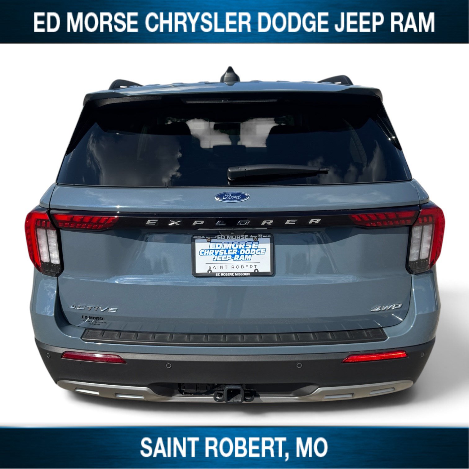 Used 2025 Ford Explorer Active w/ Active Comfort Package AWD/4WD image 3
