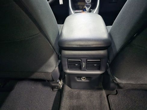 Used 2024 Toyota RAV4 LE FWD image 30