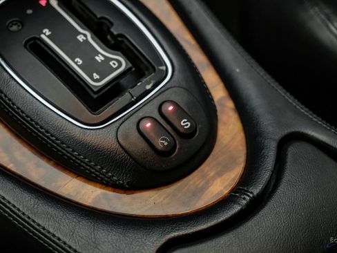 Used 2003 Jaguar XJ8 Fully Serviced image 56