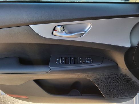Used 2024 Kia Forte LXS w/ LXS Technology Package image 14